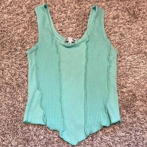 𝗕𝘂𝗻𝗱𝗹𝗲 & 𝗦𝗮𝘃𝗲 𝟱/$𝟮𝟬 Fitz & Eddi Buckle tank